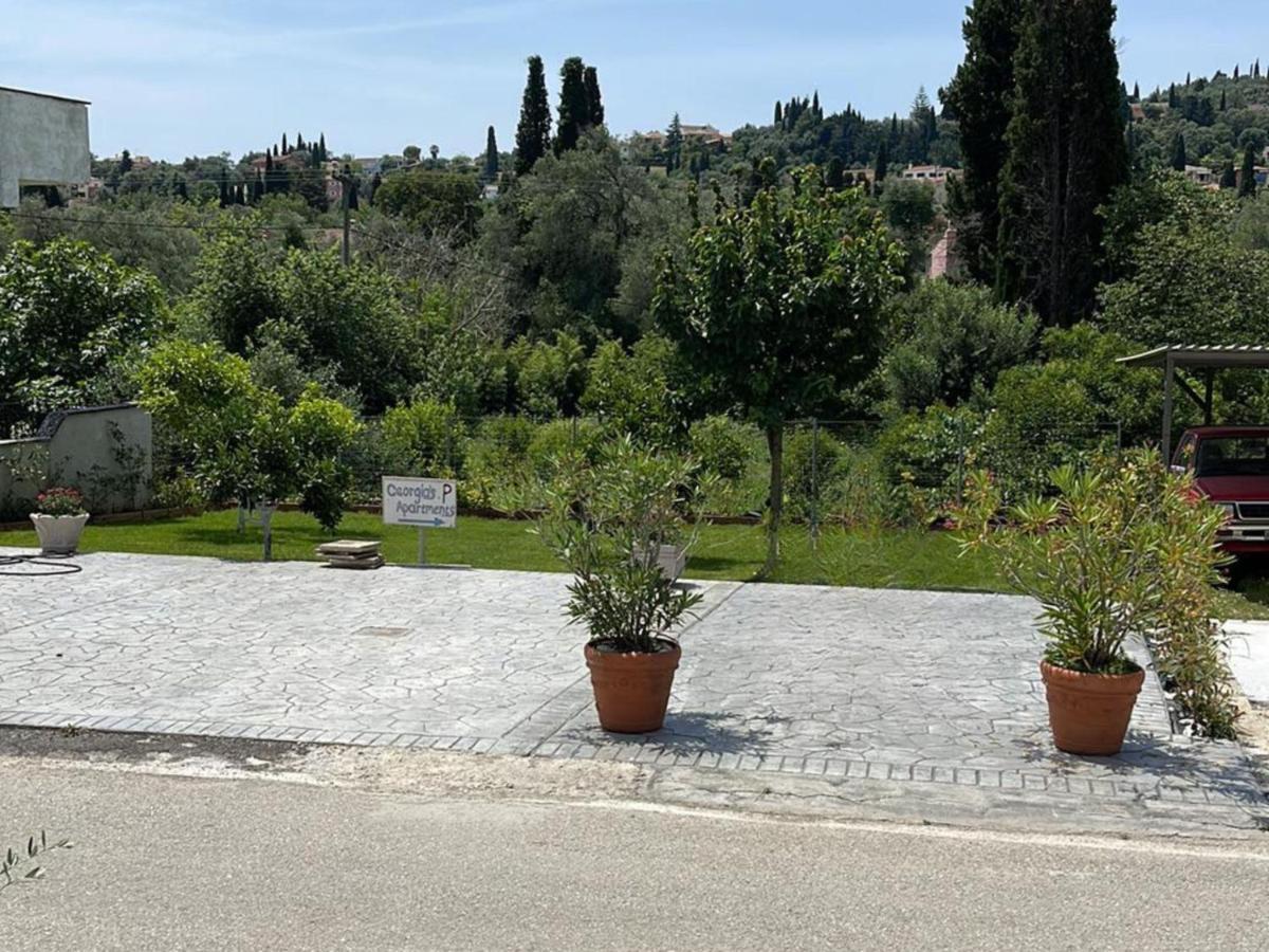 Georgia'S Apartments, Ipsos Corfu エクステリア 写真