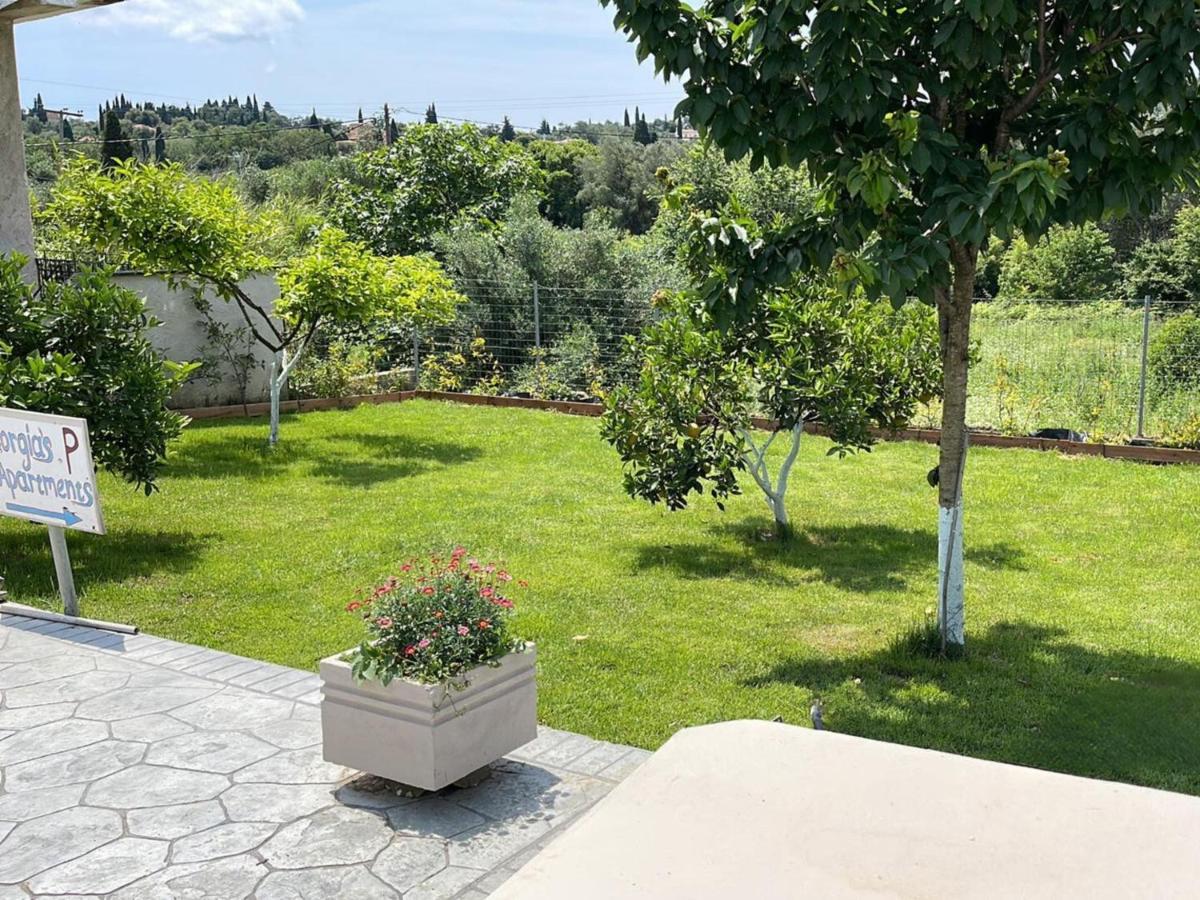 Georgia'S Apartments, Ipsos Corfu エクステリア 写真