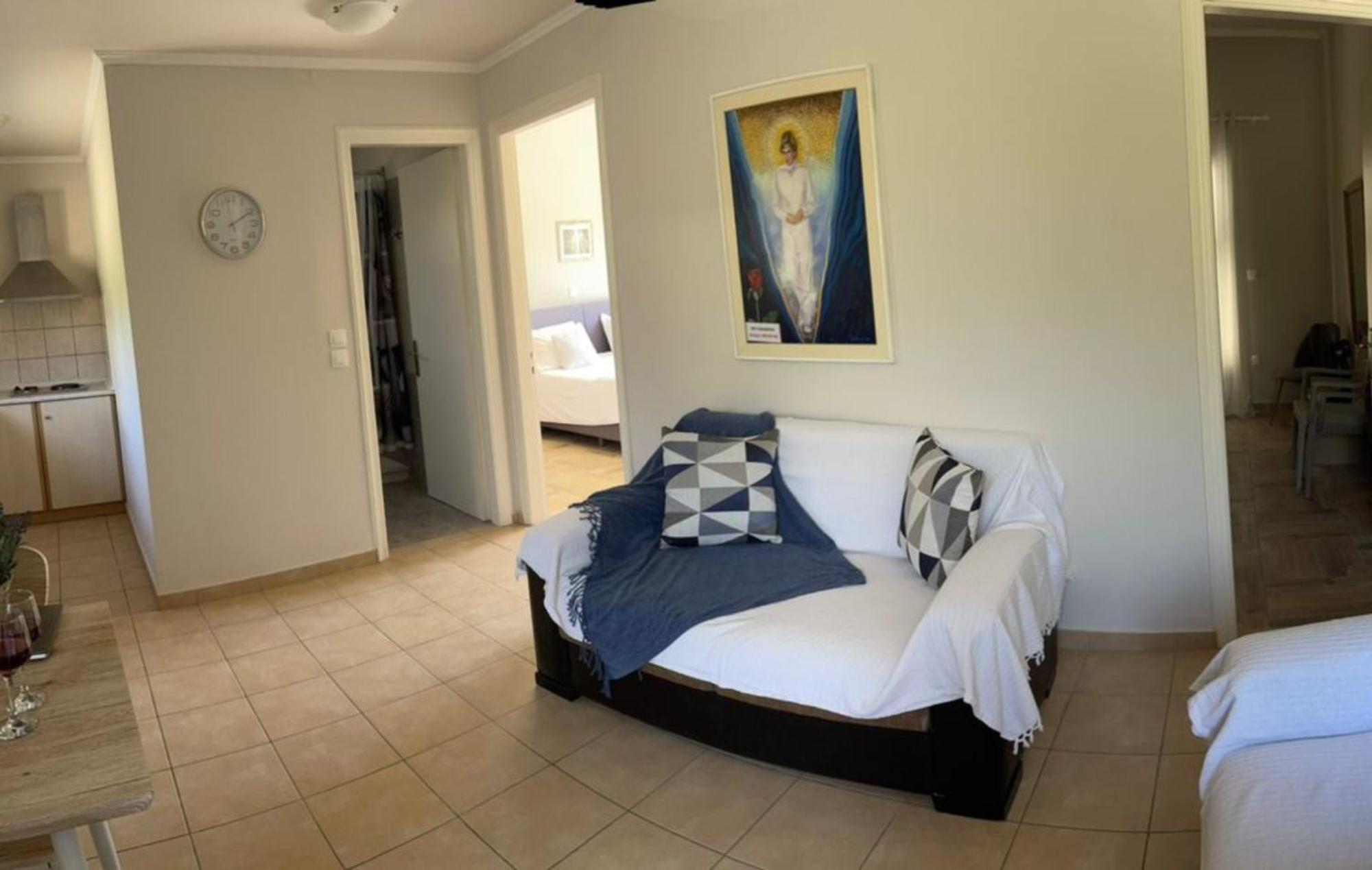 Georgia'S Apartments, Ipsos Corfu エクステリア 写真