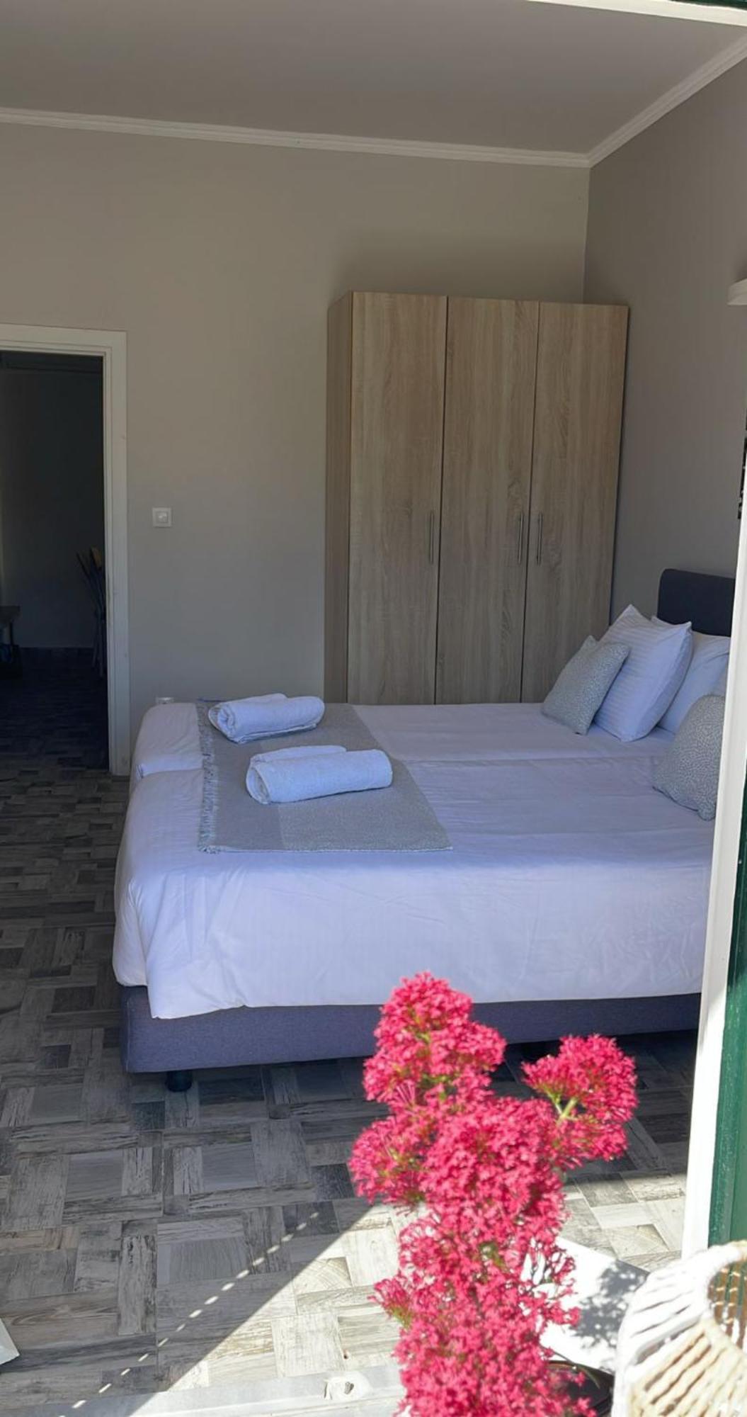 Georgia'S Apartments, Ipsos Corfu エクステリア 写真